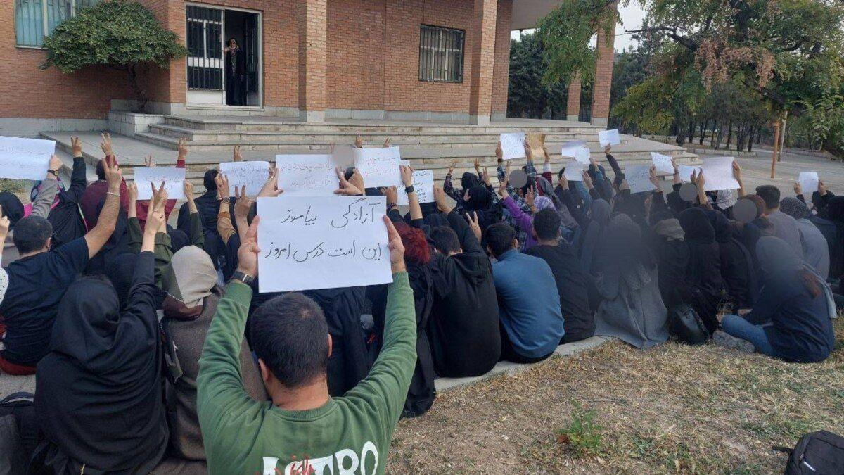 اطلاعیه حمایت حزب دموکرات ایران ازاد از فراخوان دانشجویان کشور به اعتصاب سراسری 28 و 29 بهمن